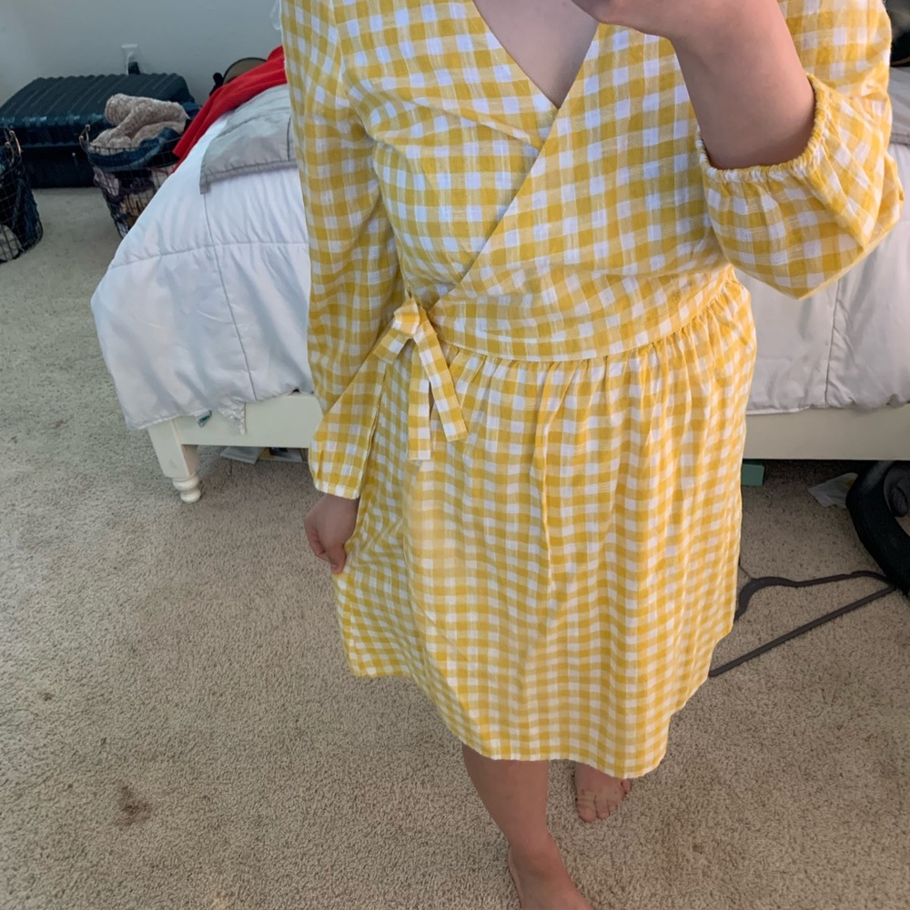 [Old Navy] Gingham Wrap Dress - Picture 7 of 8